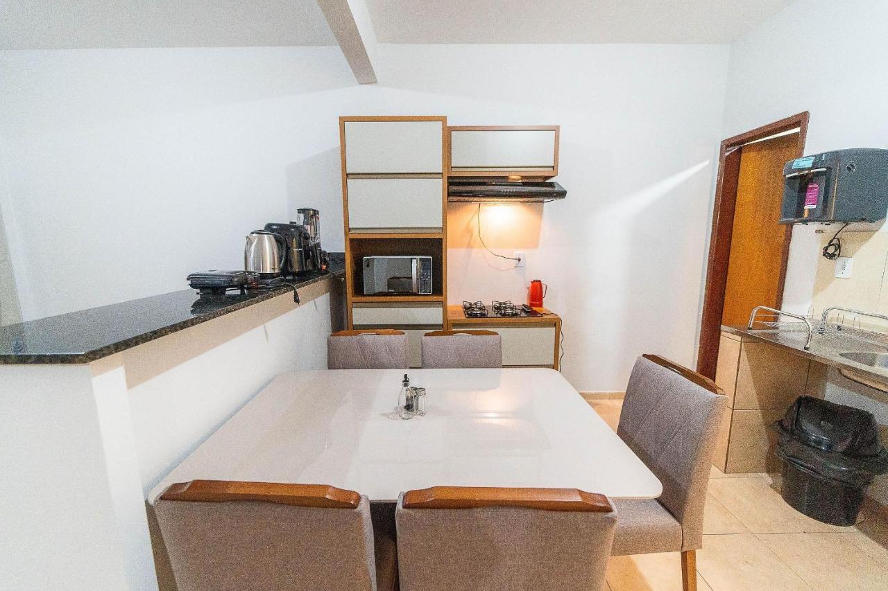 Apartamentos 2 Qtos C/Suite ,Cozinha Completa, Wi-Fi 1Giga, Jr Catito Brasília Eksteriør billede