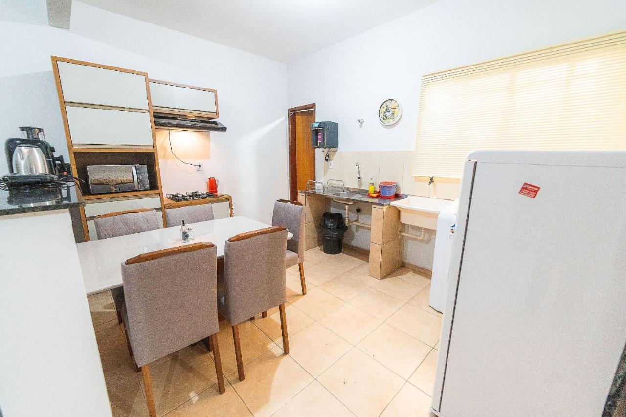Apartamentos 2 Qtos C/Suite ,Cozinha Completa, Wi-Fi 1Giga, Jr Catito Brasília Eksteriør billede
